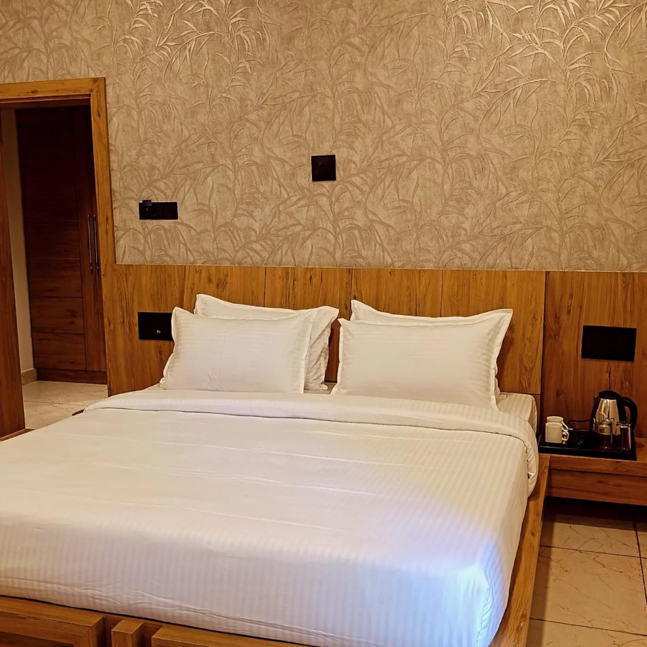 Le Casa Lion Resort A Premium Resort In Sasan Gir Exterior foto